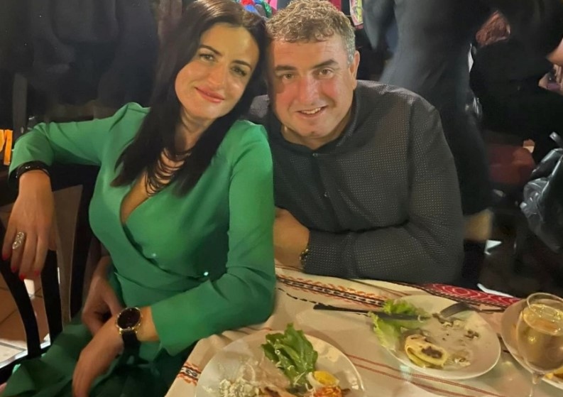 Експертката от РИОСВ Варна Нина Петрова и местната фирма